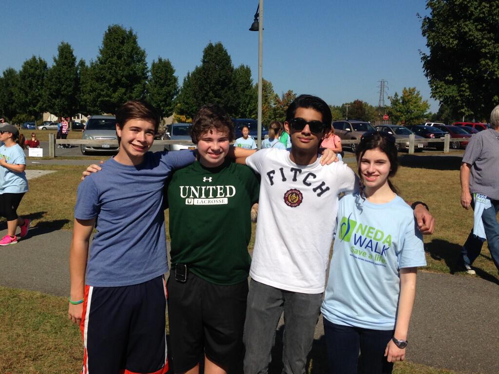 DS Students Raise Money for Eating Disorder Awareness