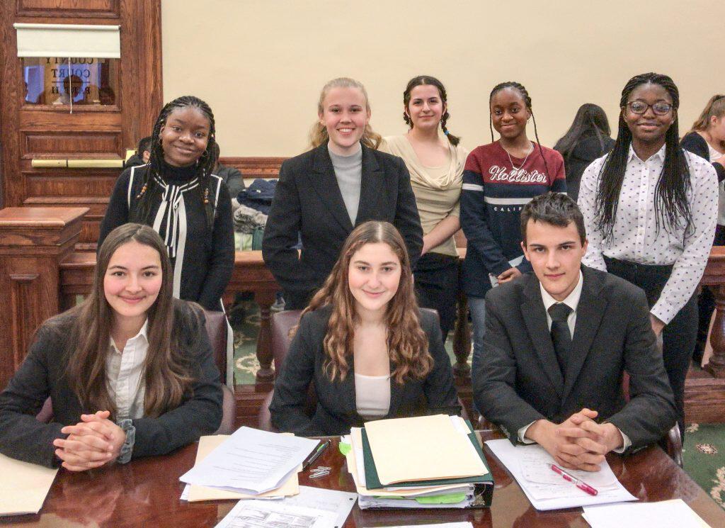 Mock Trial Team: Survive and Advance