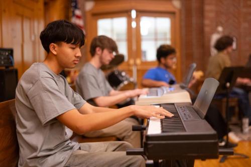 Doane-Stuart-Poetry-Slam-April-2025-059